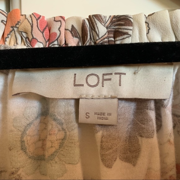 LOFT sleeveless blouse - Picture 4 of 7